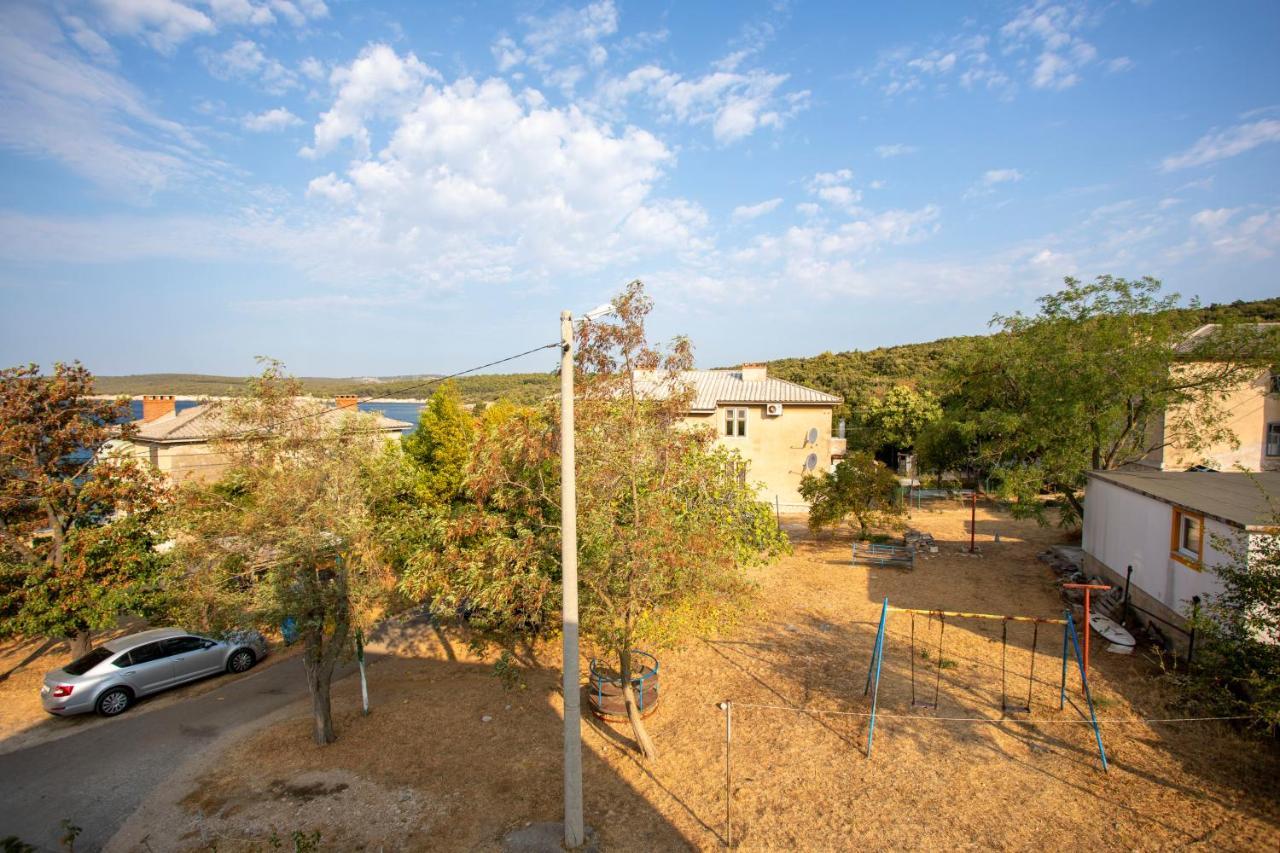 Apartman Lidija Koromacno Exterior photo